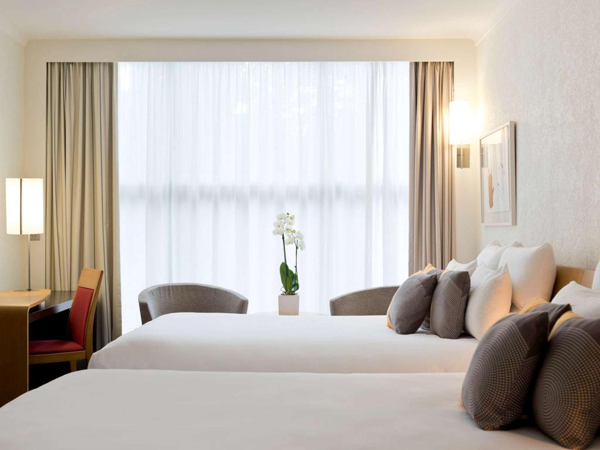 Novotel Genève Centre Esterno foto