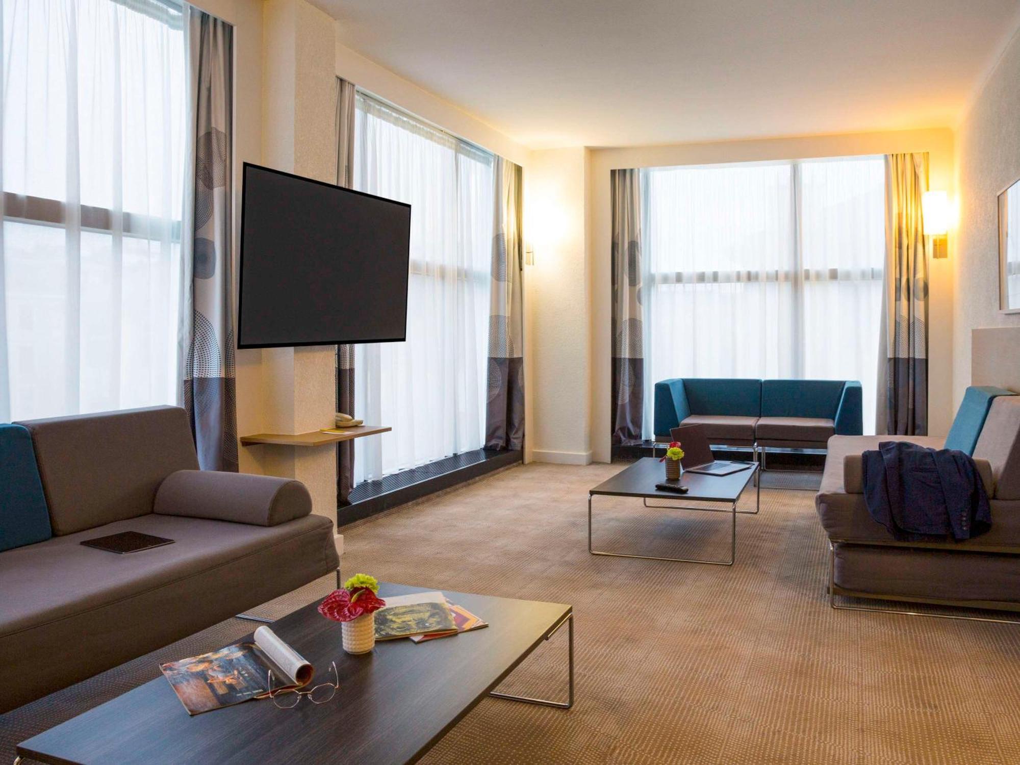 Novotel Genève Centre Esterno foto
