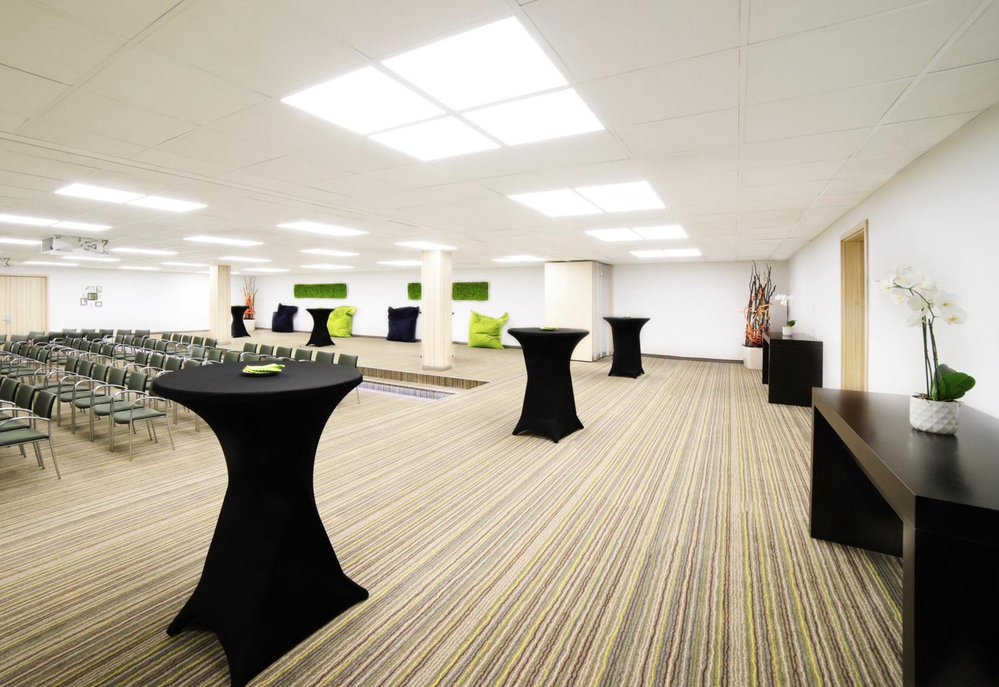 Novotel Genève Centre Esterno foto