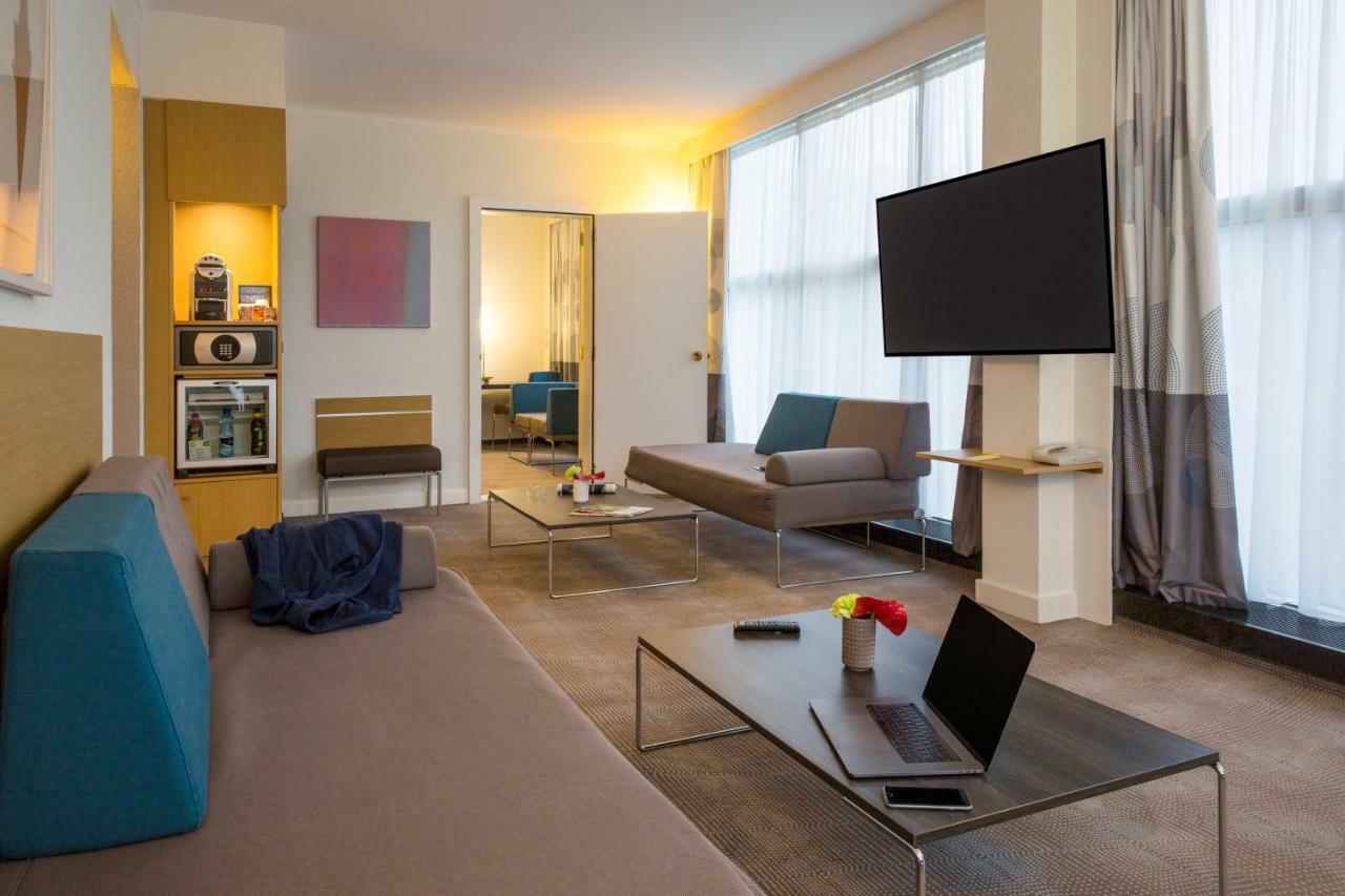 Novotel Genève Centre Esterno foto