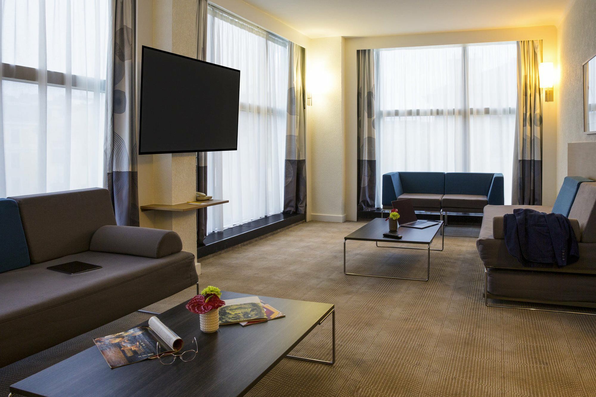 Novotel Genève Centre Esterno foto